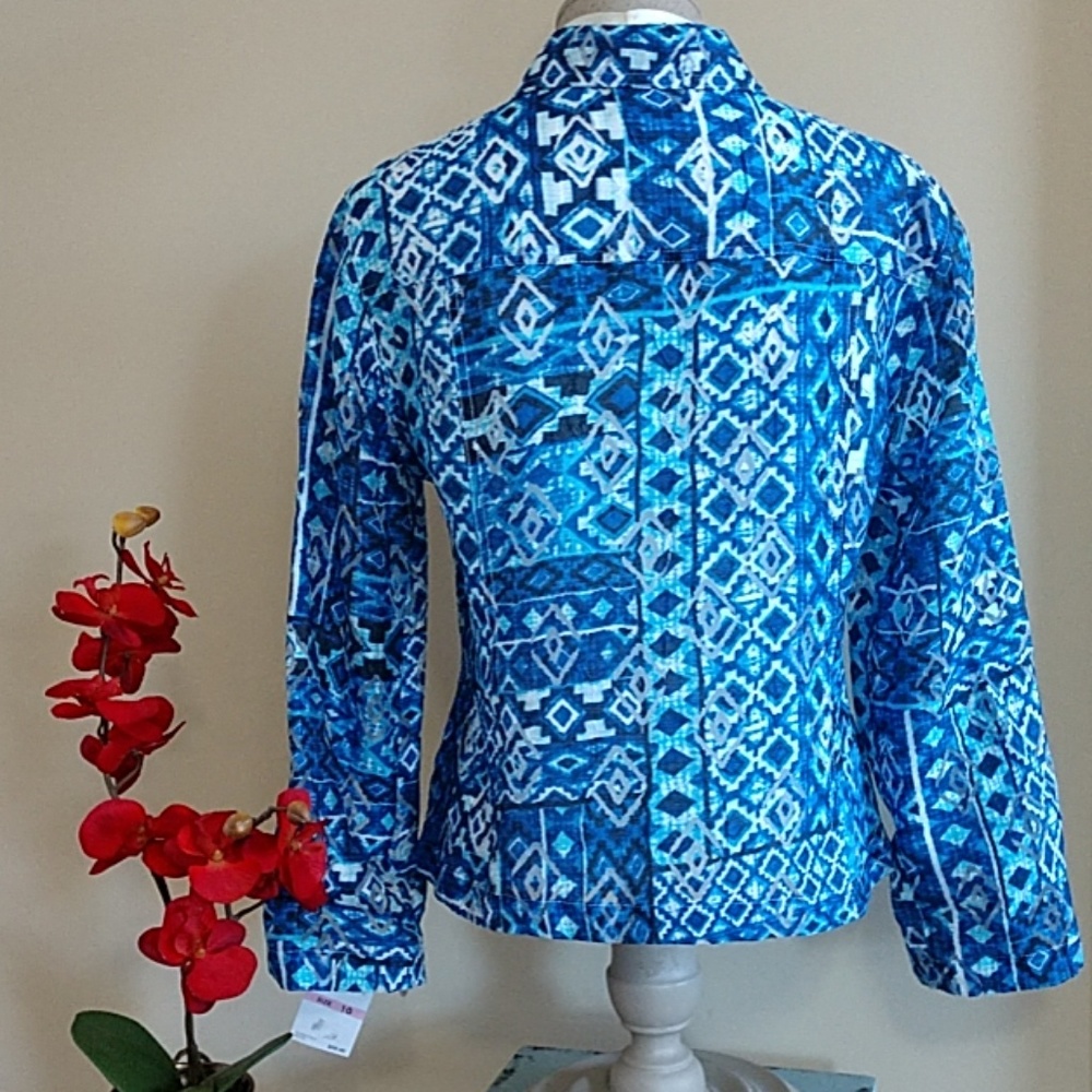 NEW Women's Aztec Top Geo Print Top Button Tab Long Slv Multi Blue Lark Lane 10 - Picture 3 of 8